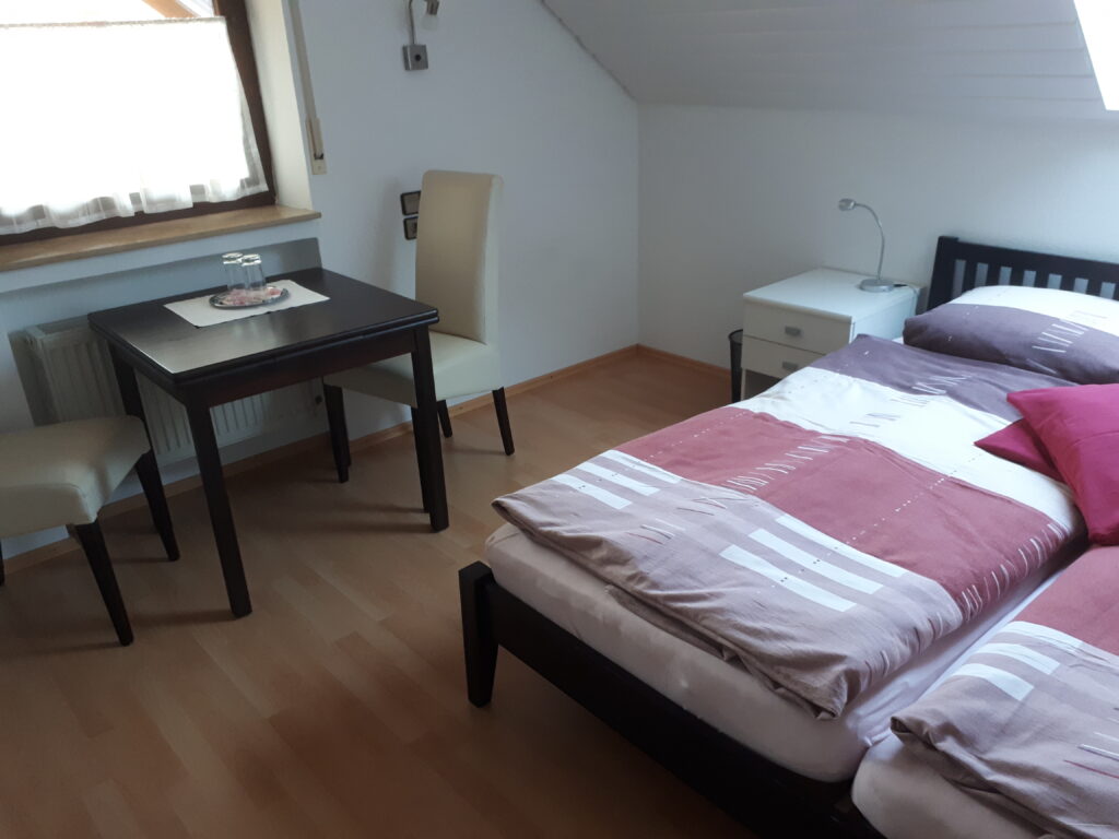 2. Schlafzimmer bei 3 4 Pers